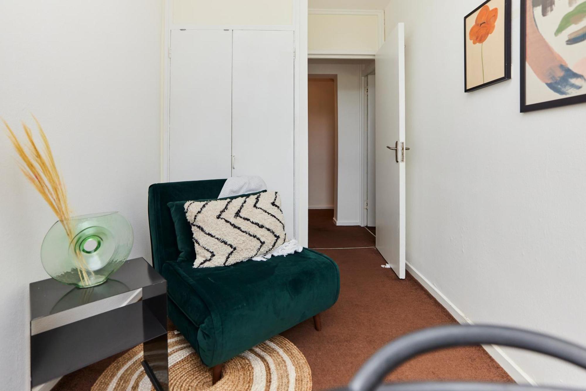 The Kennington Park Crib - Lovely 2Bdr Flat With Garden 런던 외부 사진