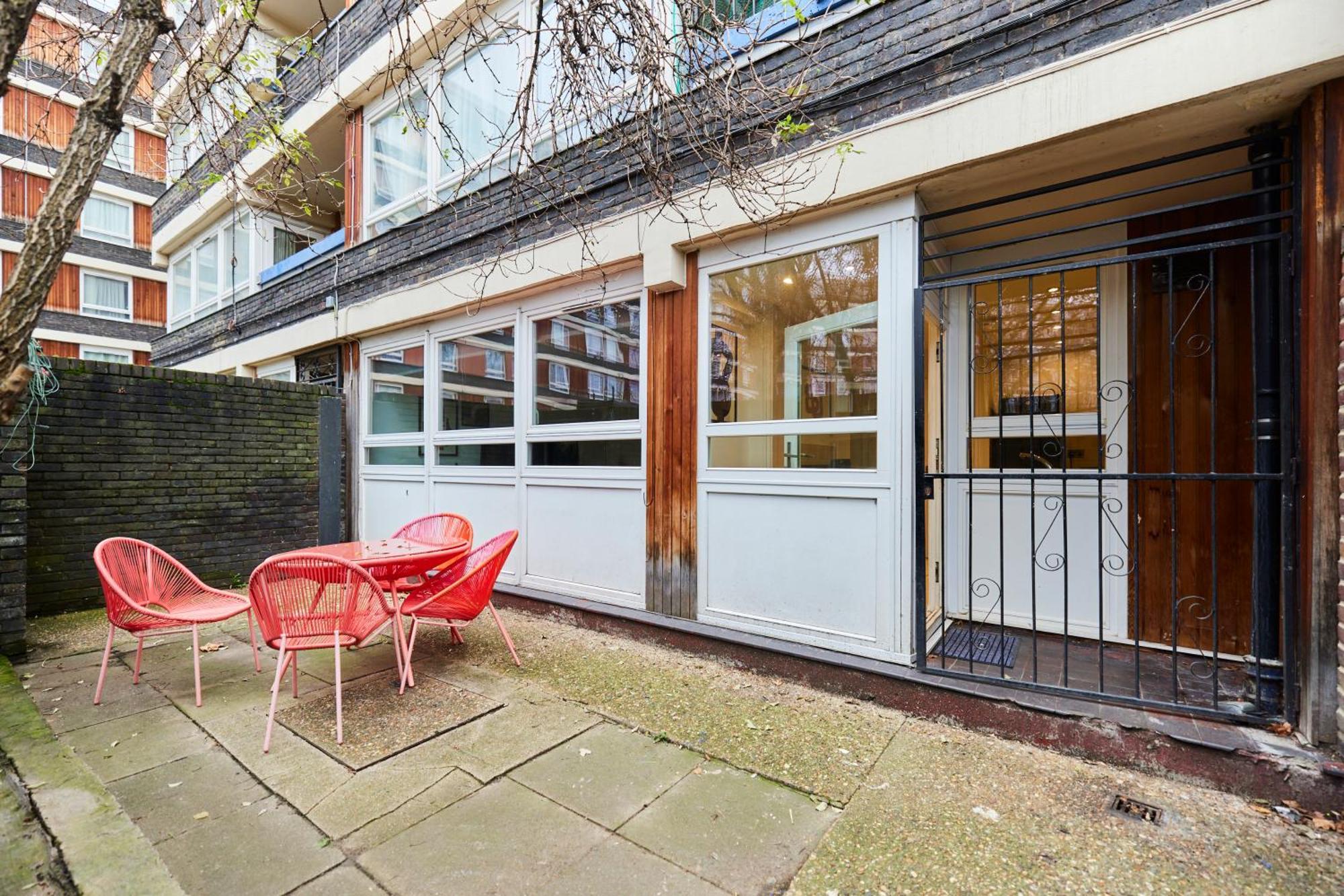 The Kennington Park Crib - Lovely 2Bdr Flat With Garden 런던 외부 사진
